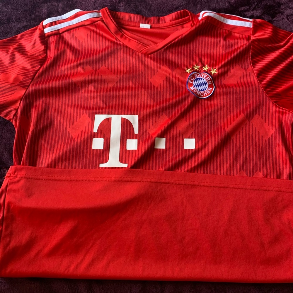 Red FC Bayern Munchen
